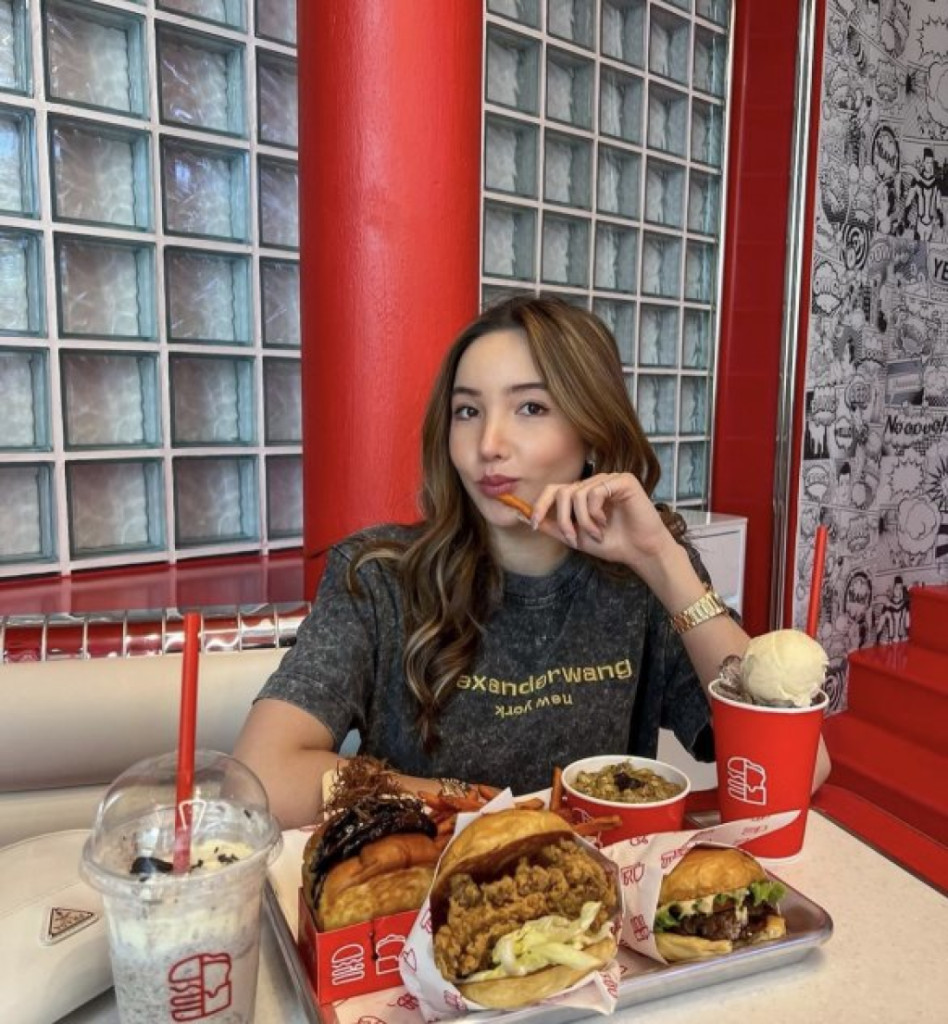 Profile picture 3